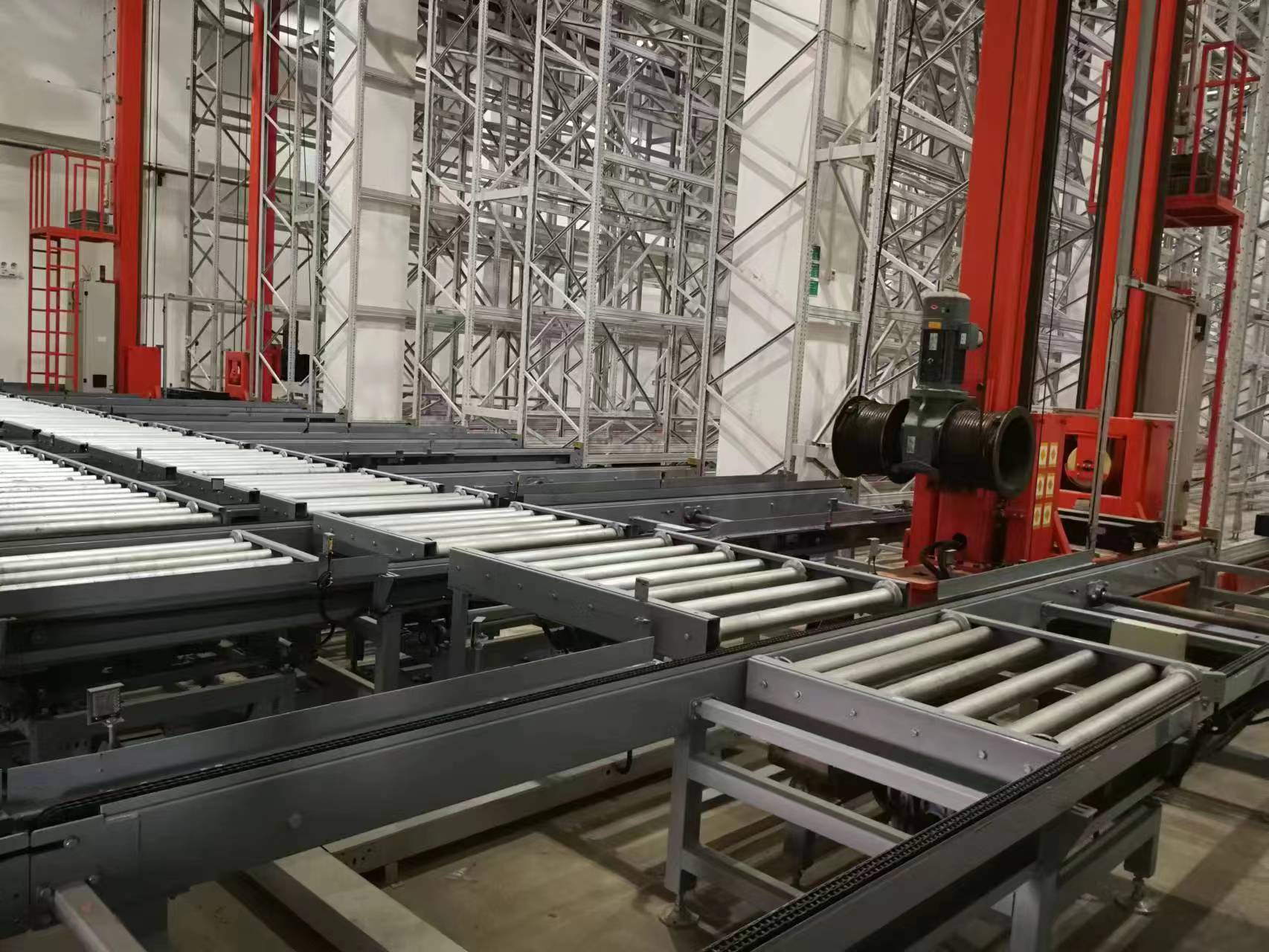 智能倉儲 VS 傳統(tǒng)倉儲：優(yōu)勢差距究竟有多大？