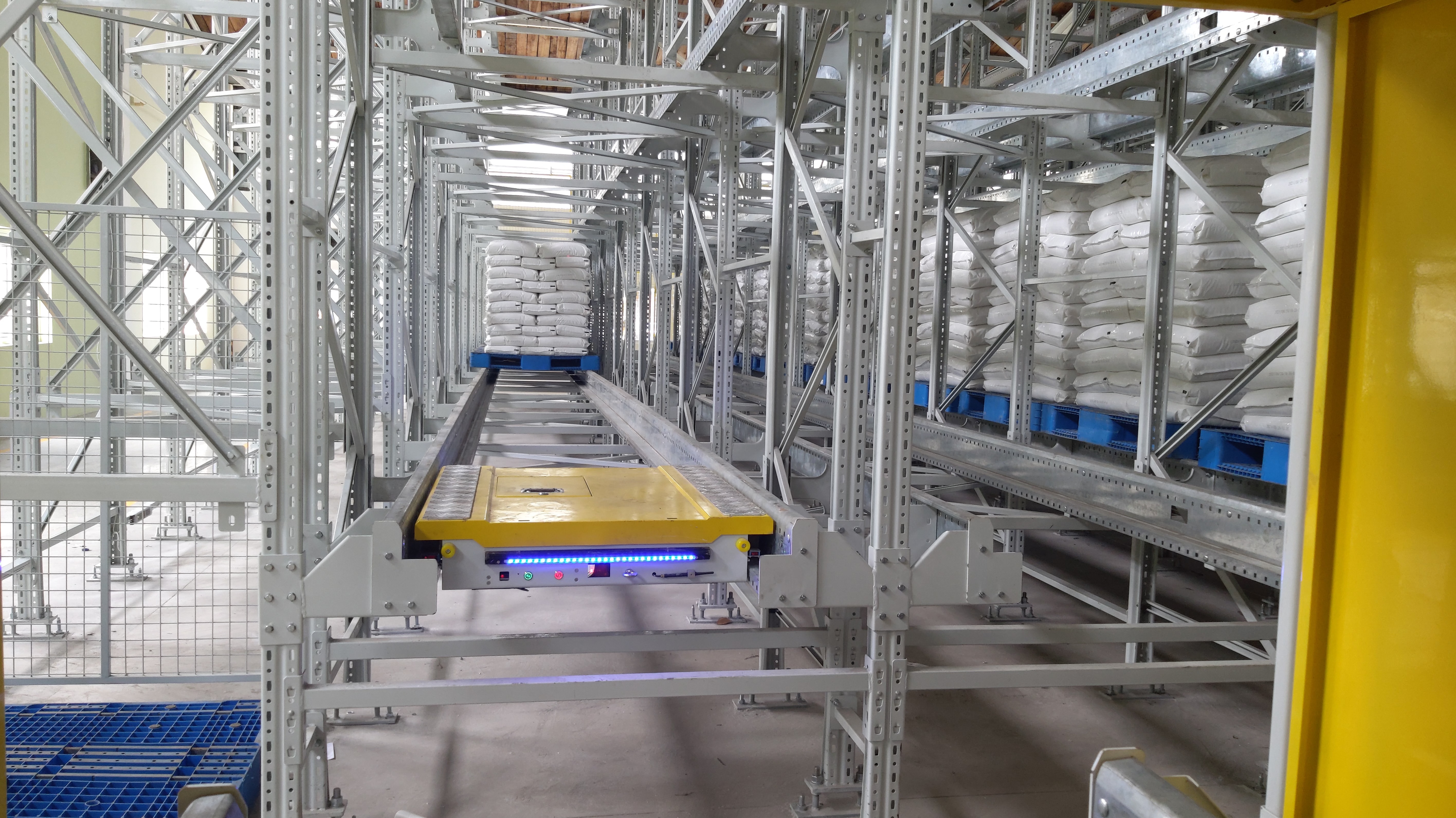 企業倉儲改造升級！四向車立庫是中小倉庫的理想選擇嗎？