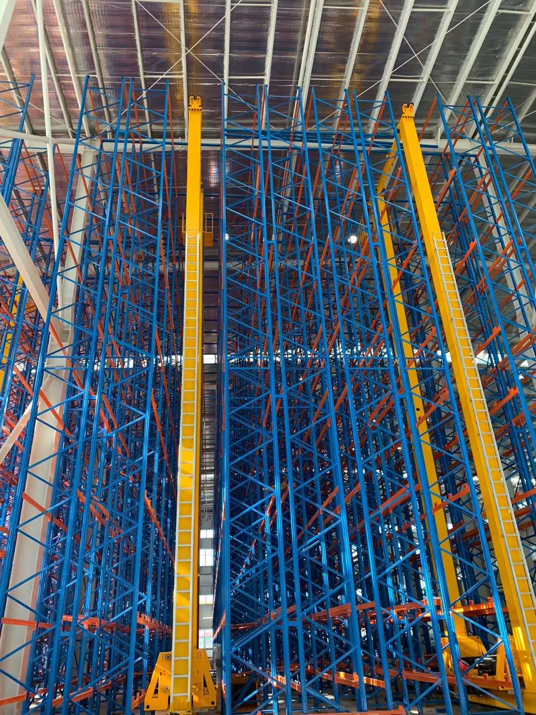 智能自動化倉庫 打造倉儲物流新標(biāo)桿